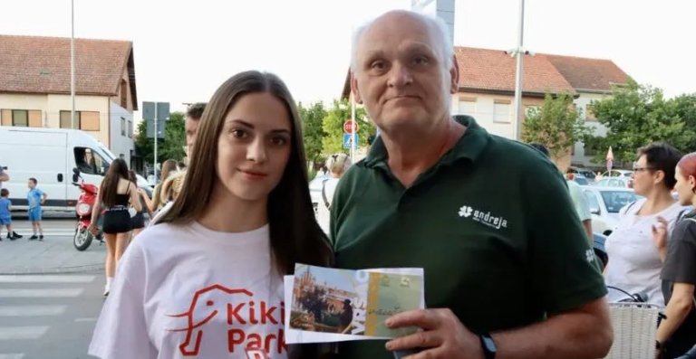 Kikinđani uživali u šopingu u ritejl parku i na bazaru, srećni dobitnici osvojili vredne nagrade