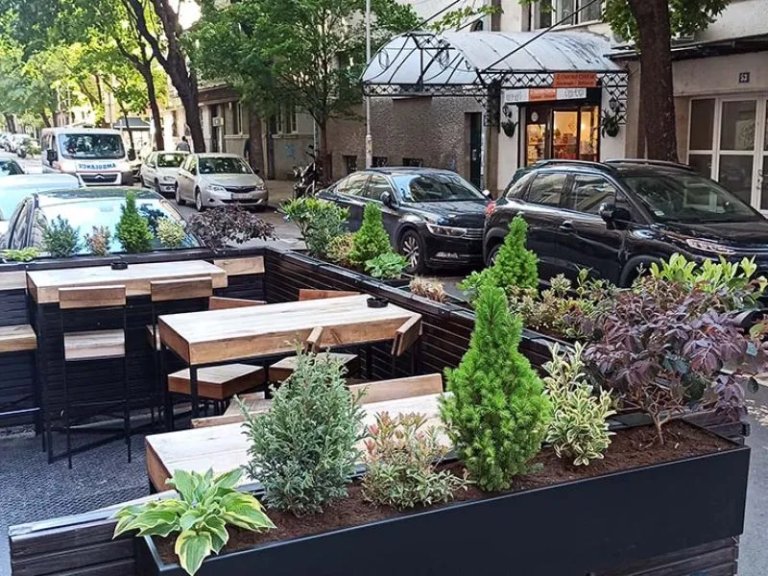 Uređenje bašte kafića i restorana – prvi utisak koji gosti pamte