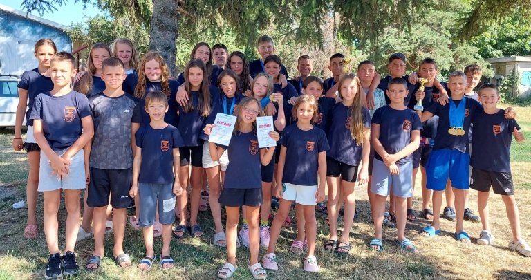Najmlađi plivači „Velike Kikinde“ iz Vrbasa doneli 29 medalja
