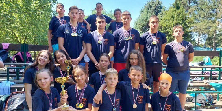 Kikinđani najbolji u Adi: Plivači osvojili 35 medalja na Međunarodnom mitingu