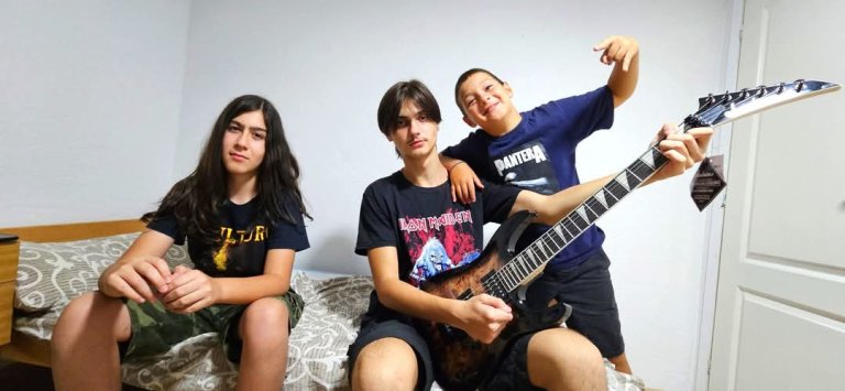 „Metal gejt“ osvojio 2. mesto na Gitarijadi u Velikom Gradištu, Mihajlo Munćan najbolji gitarista