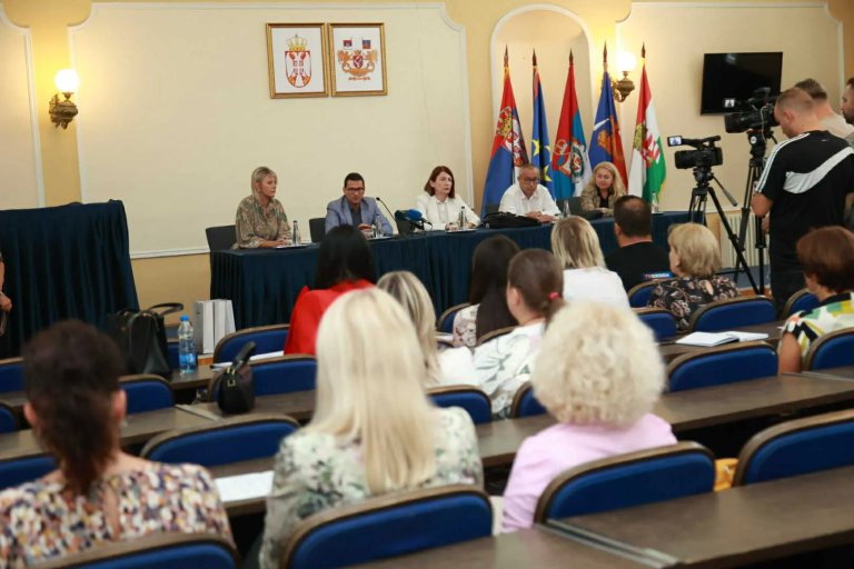 Saradnja institucija ključna u borbi protiv nasilja u porodici