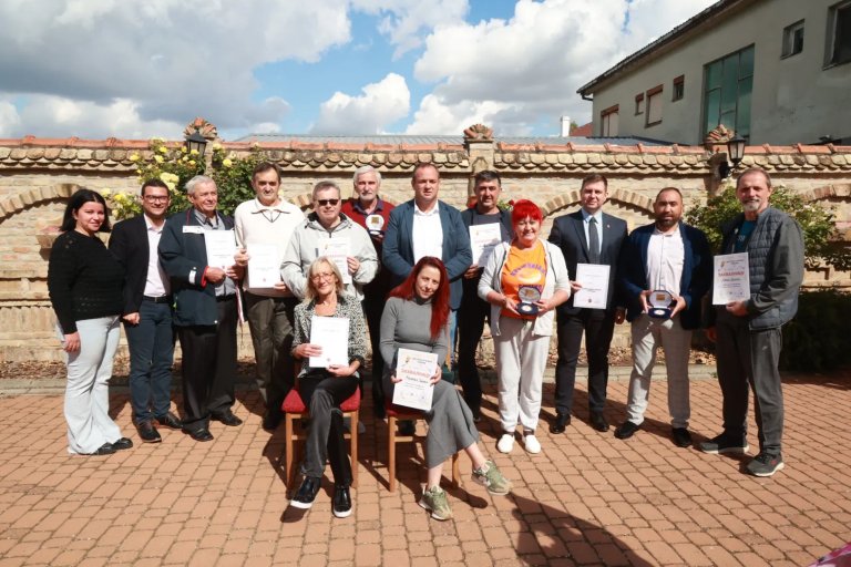 Dan sela i Dan škole svečano obeleženi u Bašaidu