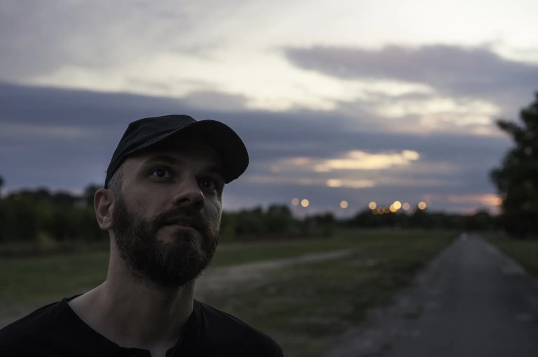 Dr Srđan Srdić objavio novi roman „Ljubavna pesma“