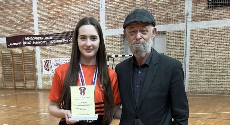 Takmičarke „Apola“ fantastične na Državnom prvenstvu: Osvojene 4 medalje