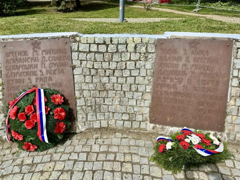 Sećanje na kikindske internirce: Položeni venci u Parku prijateljstva „Narvik“