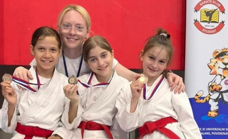 Karatisti „Feniksa“ se okitili medaljama i na Međunarodnom „Dunav kupu“