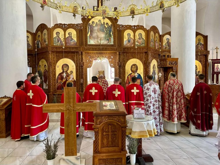 Letnji sveti Vrači: Obeležena hramovna slava Svetih Kozme i Damjana