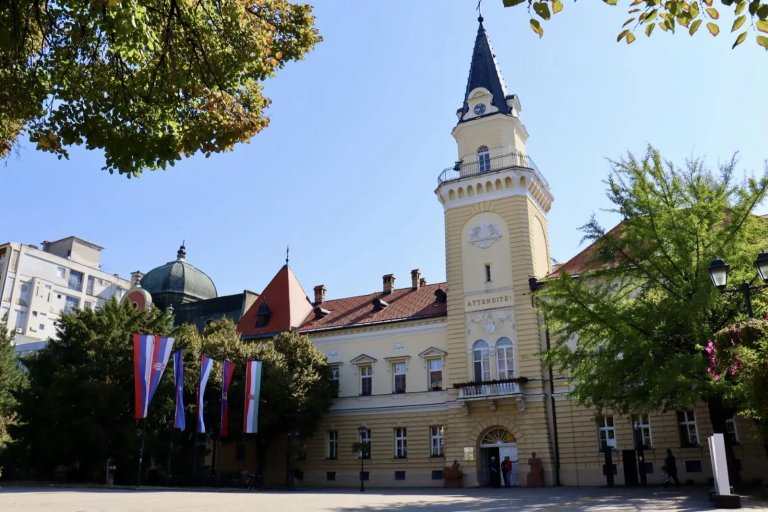 „ENGEL“ dolazi u Kikindu da ostane: Austrijski gigant otvara fabriku i zapošljava 150 radnika.