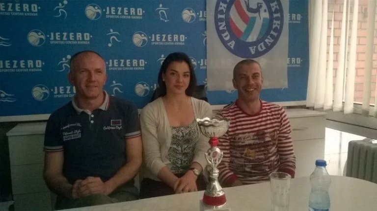 Seniorski tim ženskog Odbojkaškog kluba Kikinda u Drugoj ligi Srbije !