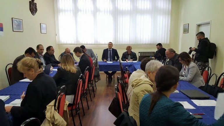 PRVI PUT U NAKOVU ODRŽANA GRADSKA SEDNICA