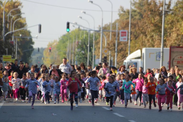 U humanitarnoj akciji „Za srećnije detinjstvo“ sakupljeno 259 500 dinara