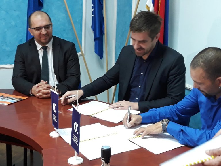 Novi kolektivni ugovor za radnike „Tisza Automotive“