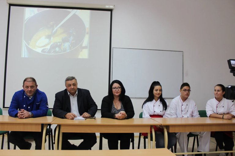 Uspešan nastavak saradnje Ekonomsko-trgovinske škole i Kuvarske asocijacije iz Dalmacije