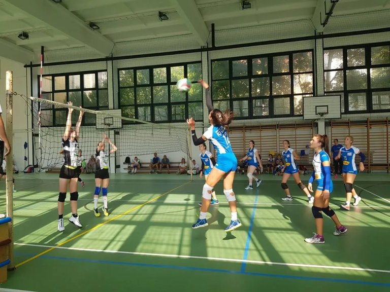 Odbojka (Ž): Pobeda „Kikinde“, poraz „KI 0230“