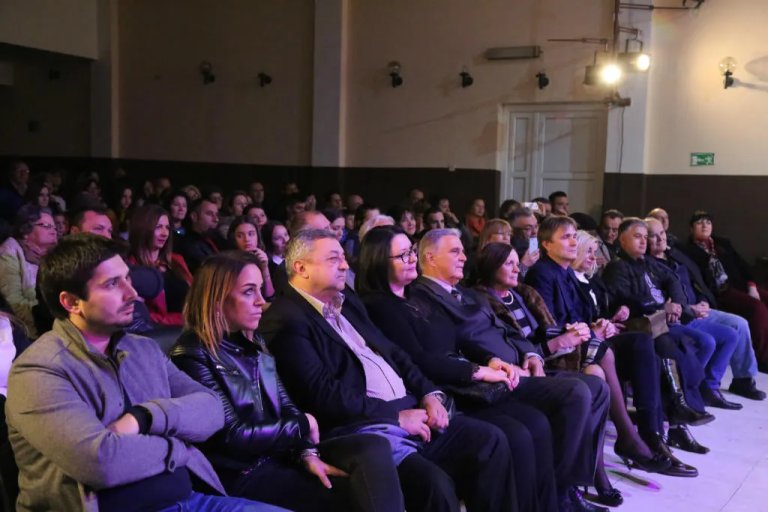 Mokrin ugostio prijatelje iz korčulanskog naselja Lumbarda