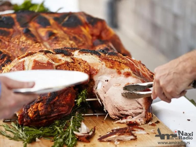 Danas se obeležava Tucindan: Praznik na koji se kolje i priprema pečenica
