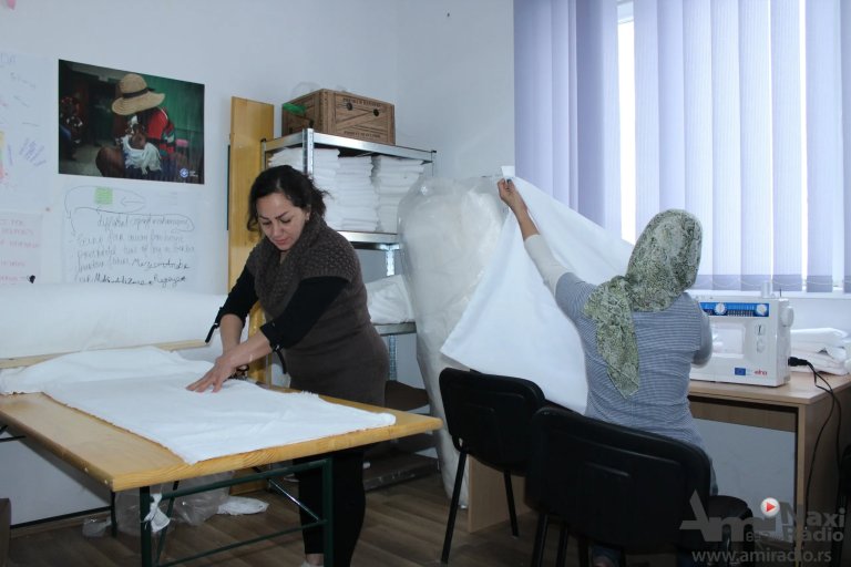 Migranti u Prihvatnom centru kvalitetno i kreativno provode hladne dane