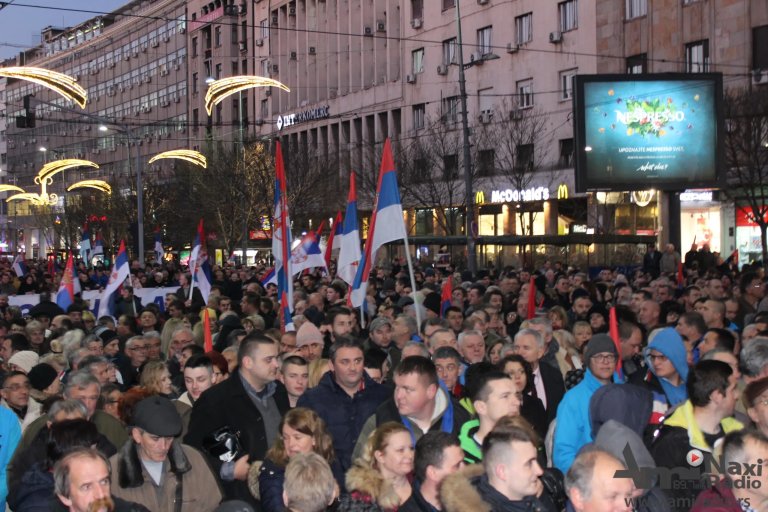 Ami Naxi Radio u Beogradu: Više od 100.000 građana dočekalo predsednika Putina