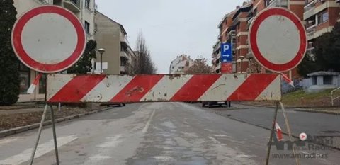 Deo ulice Vuka Karadžića zatvoren za saobraćaj