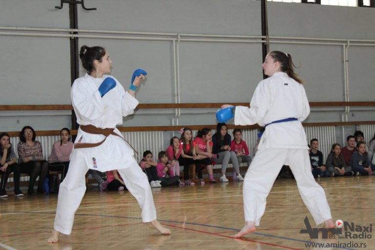 Održana manifestacija „Ženska strana medalje“