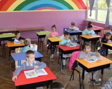 Đaci od petka na dvonedeljnom raspustu