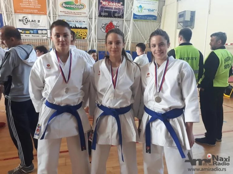 Karatisti „Feniksa“ osvojili šest medalja na Kupu Vojvodine