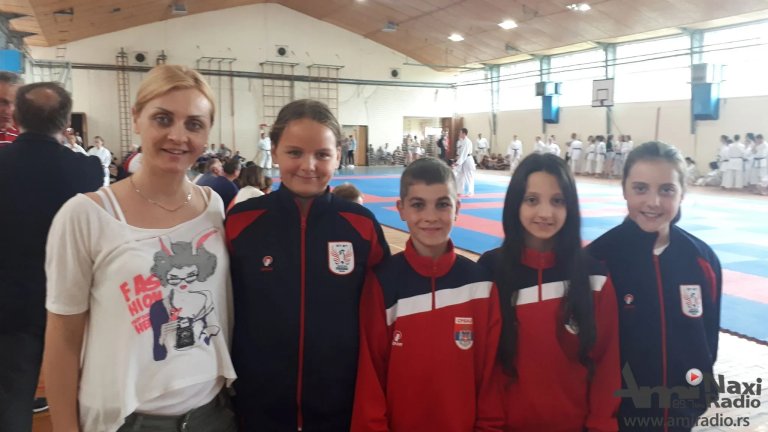 Karate: Članovi „Feniksa“ na pripremama u Apatinu