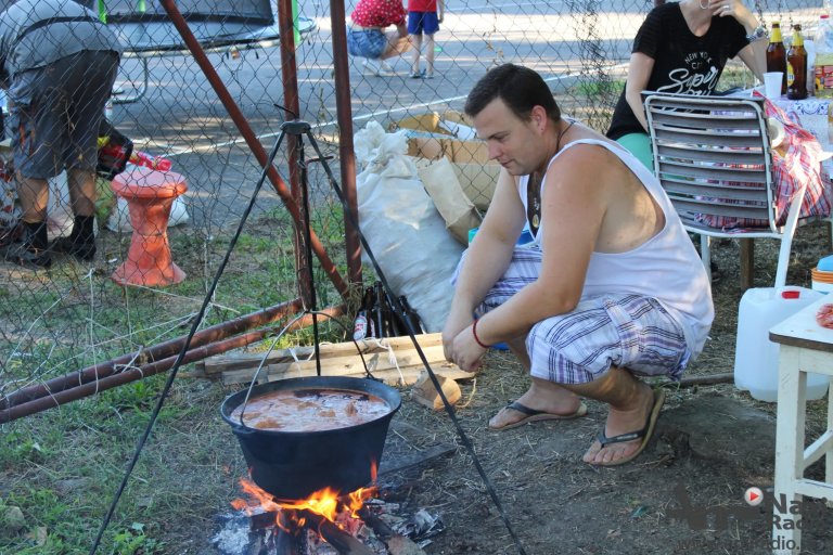 „Topolski kotlić“ u subotu u Banatskoj Topoli, prijave ekipa do petka