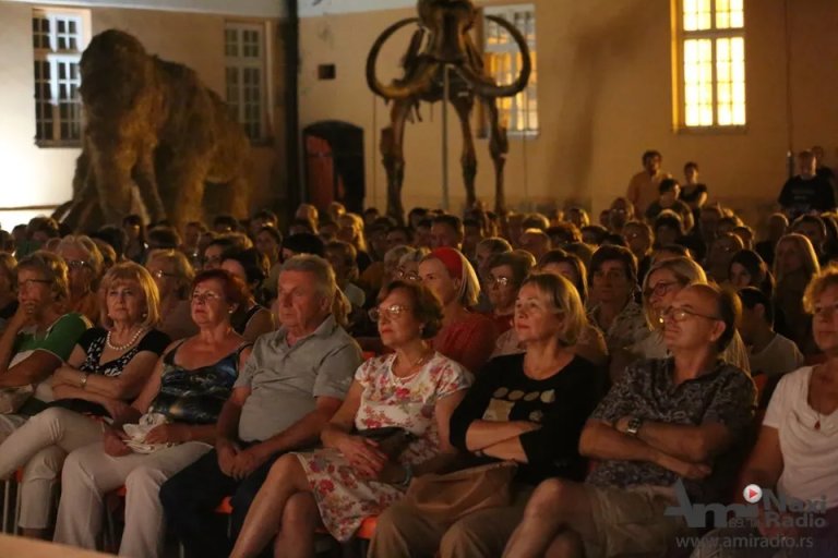 Koncert KUD „Mokrin“, Aleksandra Dujina i francuske šansone za kraj „Kikindskog leta“
