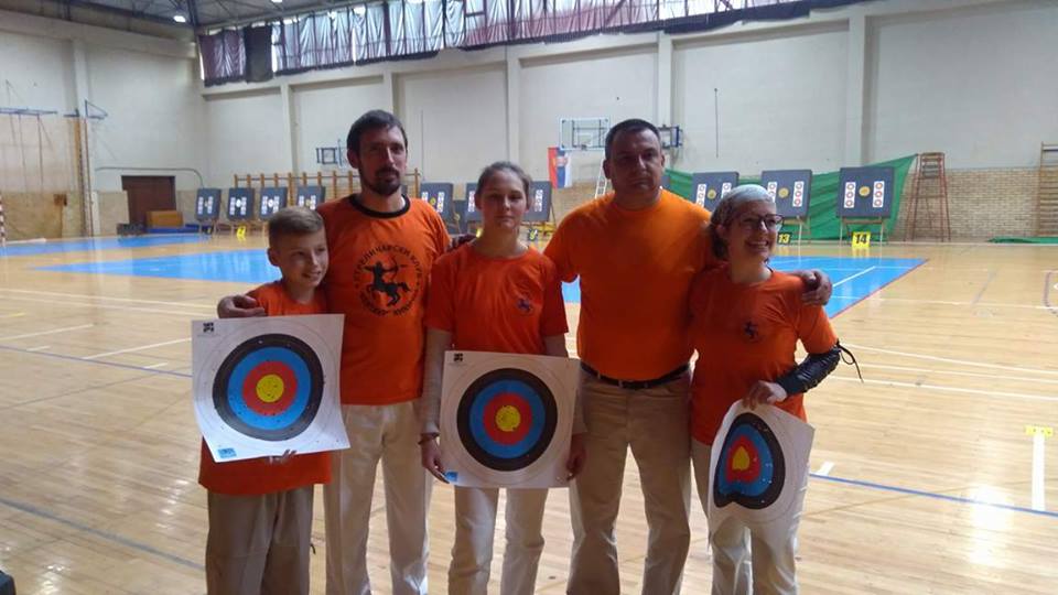 Tri zlatne medalje za streličare „Kentaura“