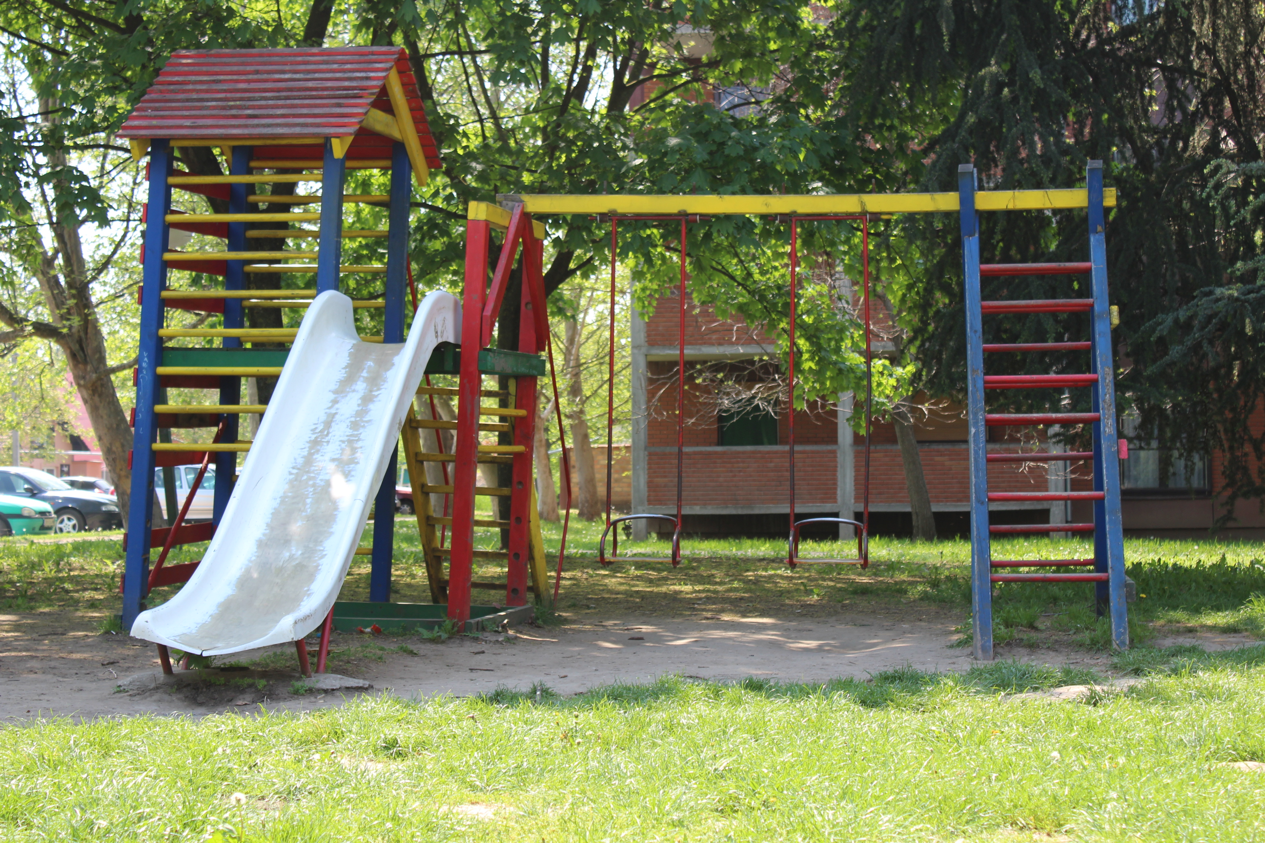 Za povredu deteta biće krivac vlasnik igrališta