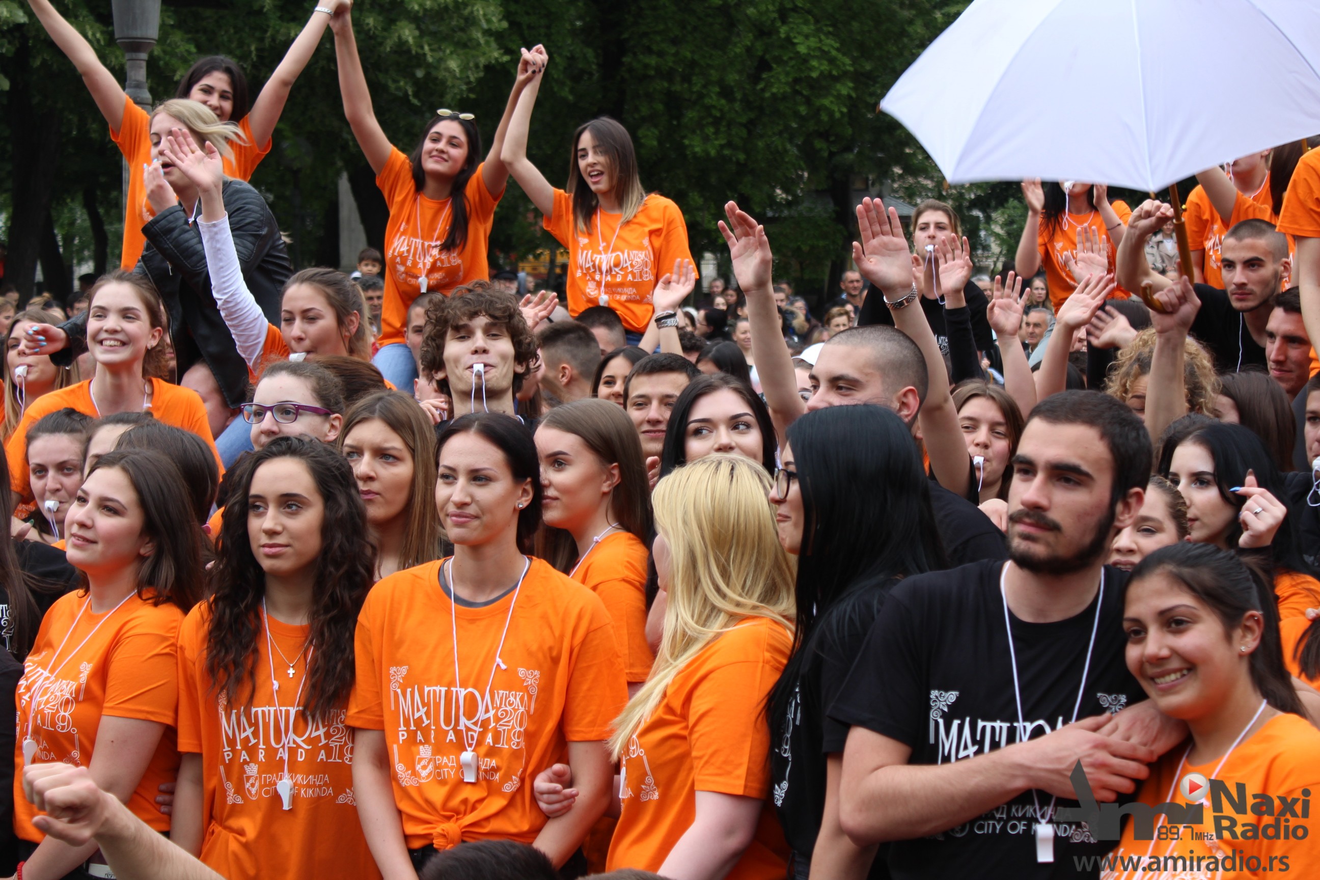 Više od 400 maturanata plesalo na gradskom trgu