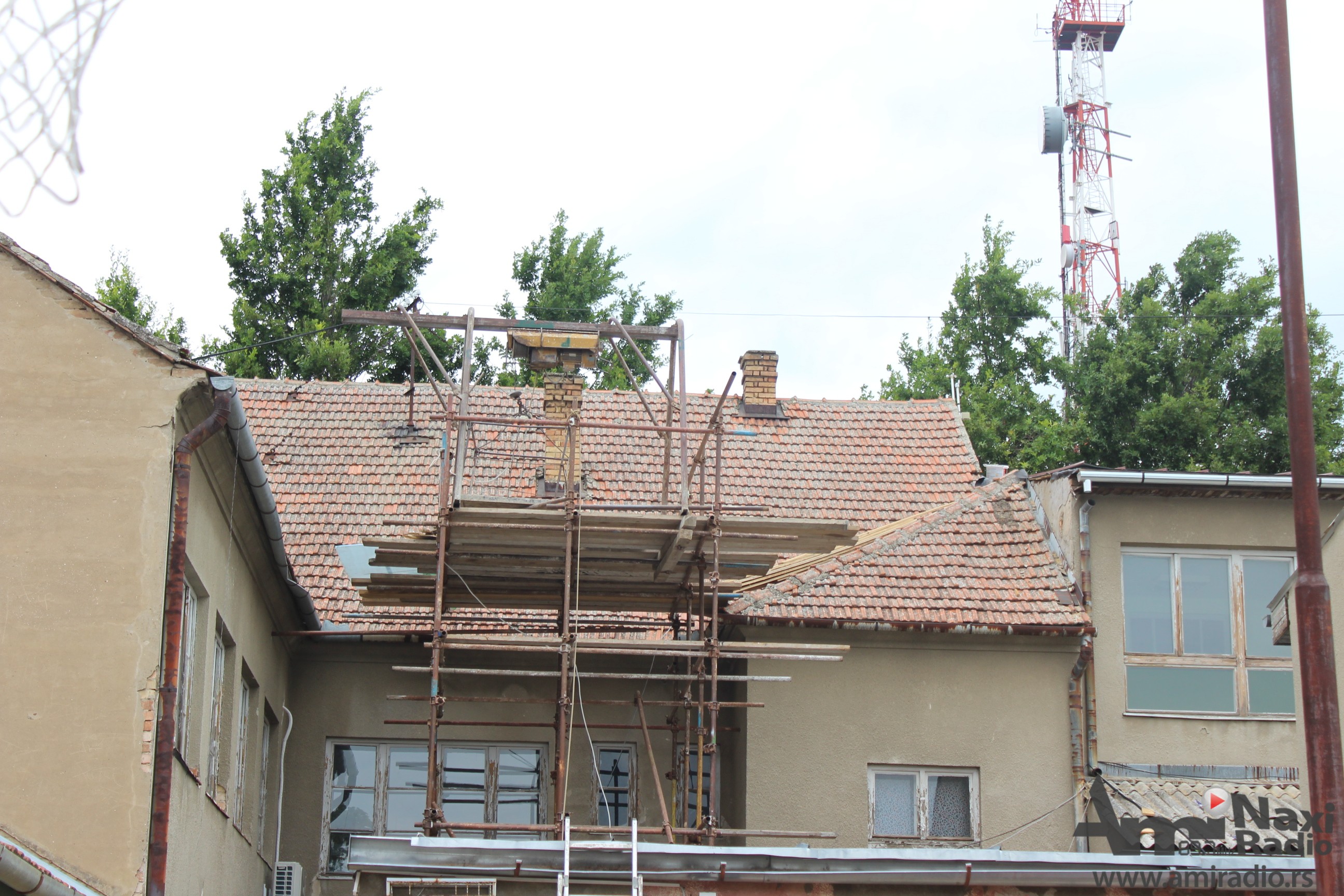 Zamena prozora i krovne konstrukcije u OŠ „Đura Jakšić“