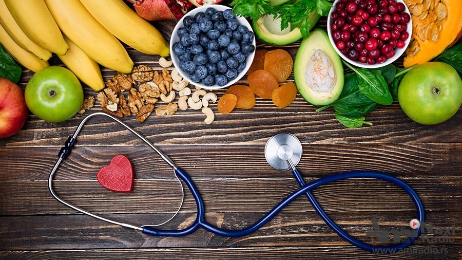 Edukacija dece i roditelja o važnosti zdrave ishrane