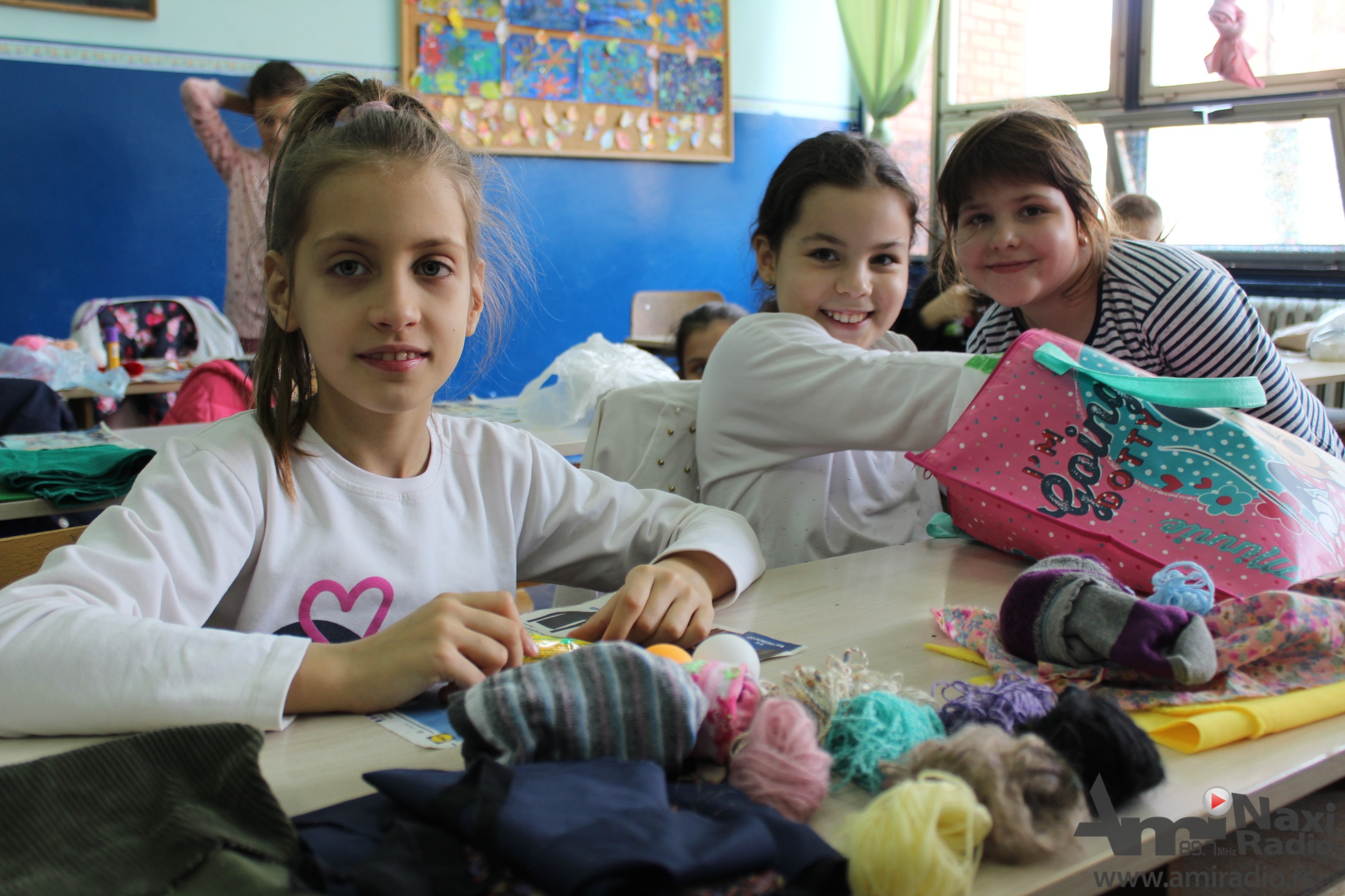 Studenti VŠSSOV održali kreativnu radionicu sa osnovcima