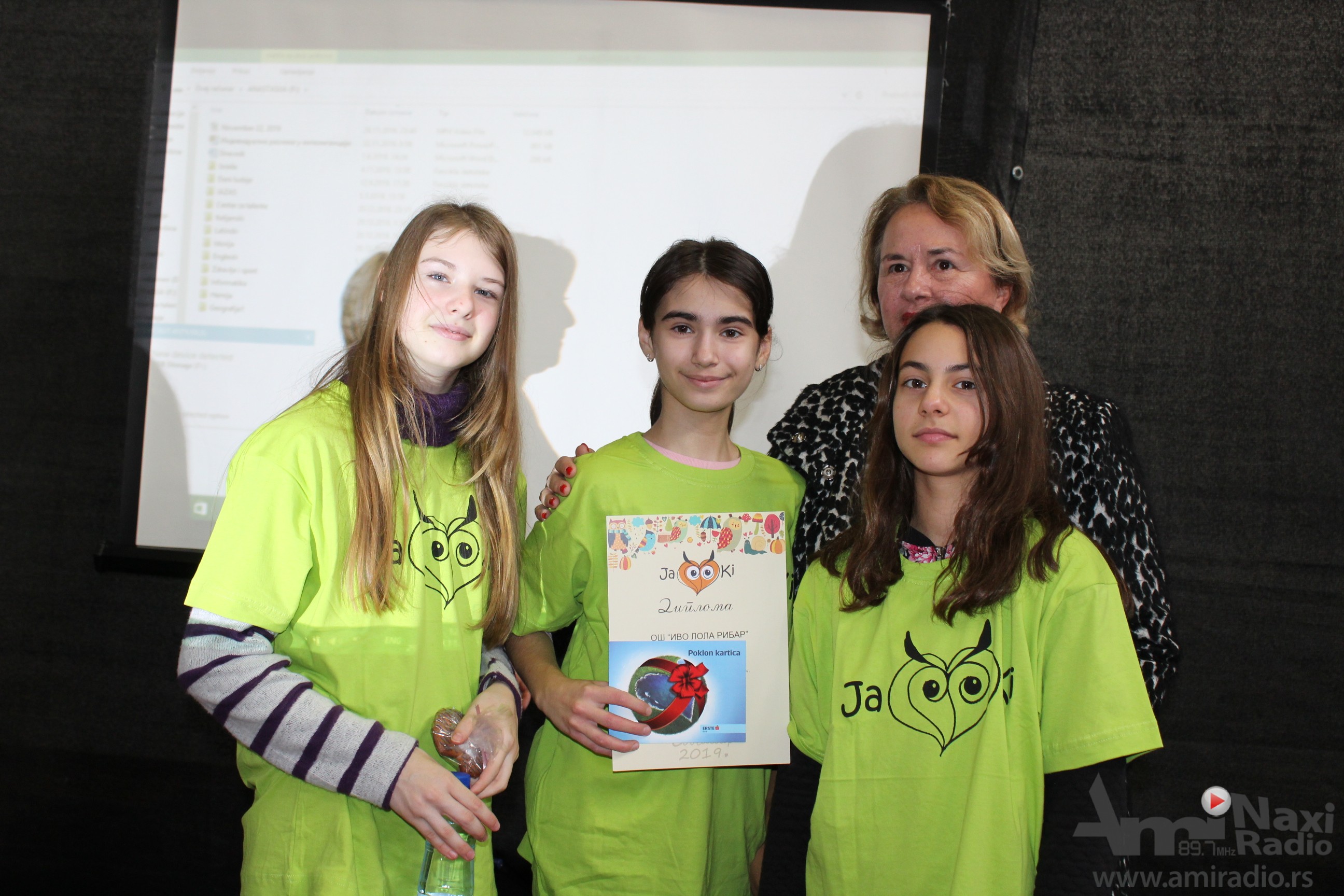 Pretposlednji dan „Sovembra“: Muzičko-scenski program, izložba i kviz