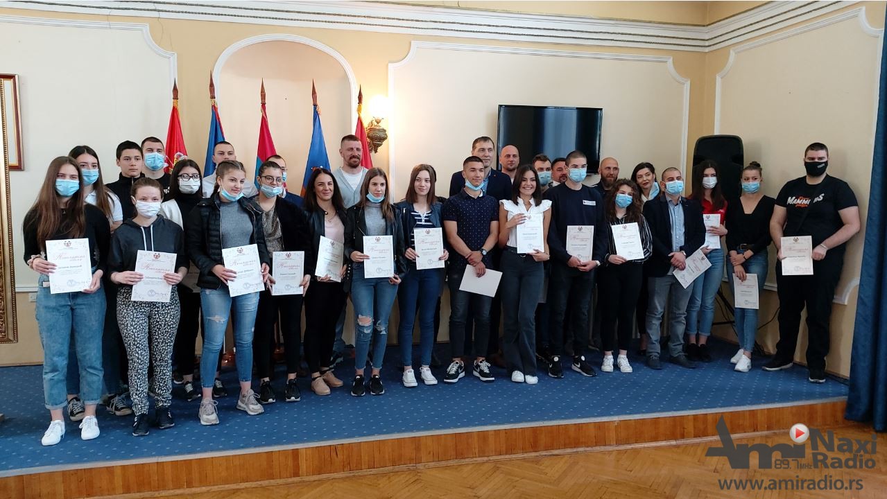 Kikinda je pobedila: Uručene nikoljdanske povelje zaslužnim pojedincima i kolektivima