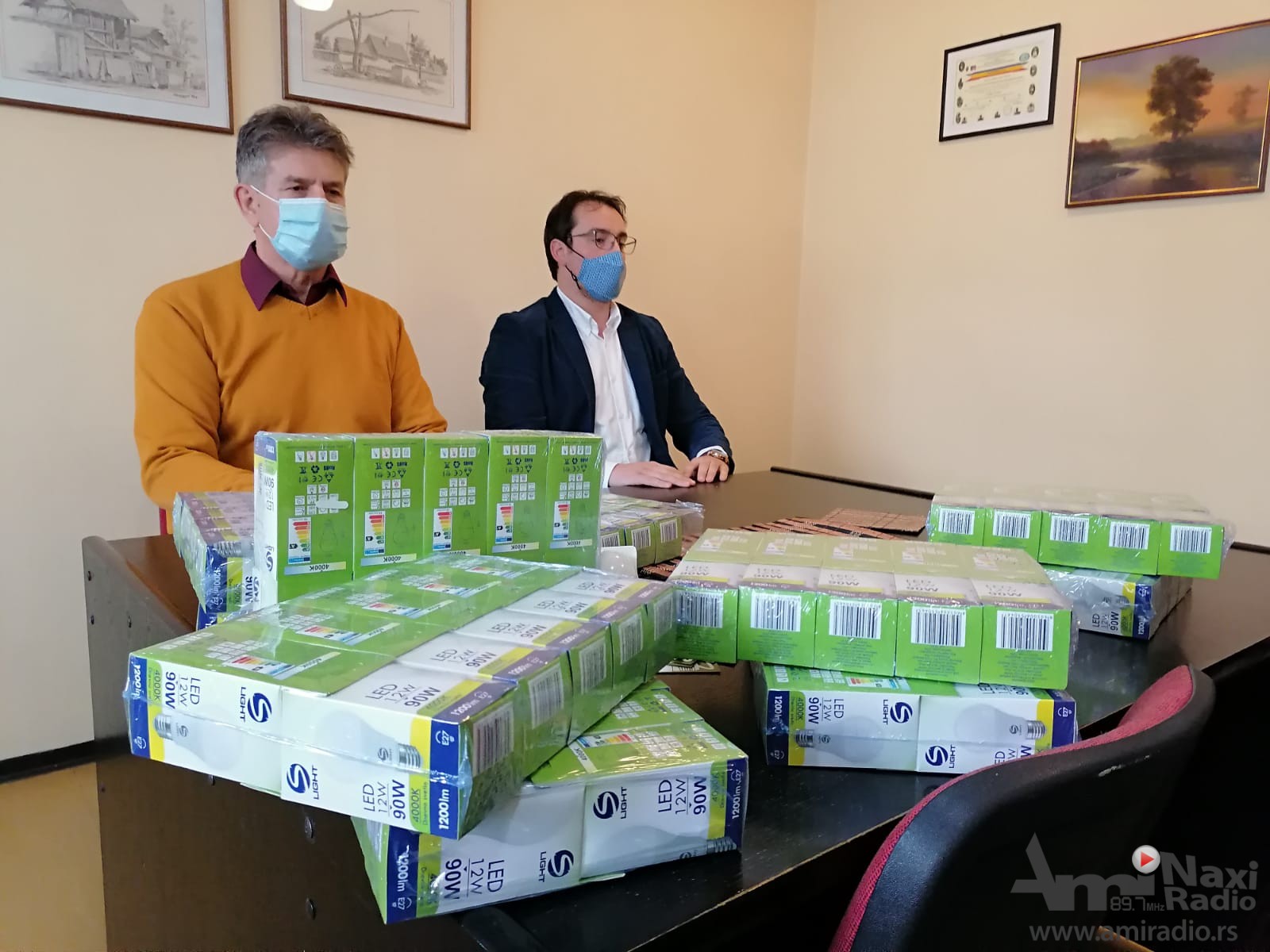 Obeležen Svetski dan energetske efikasnosti: Kikindskim penzionerima na poklon LED sijalice