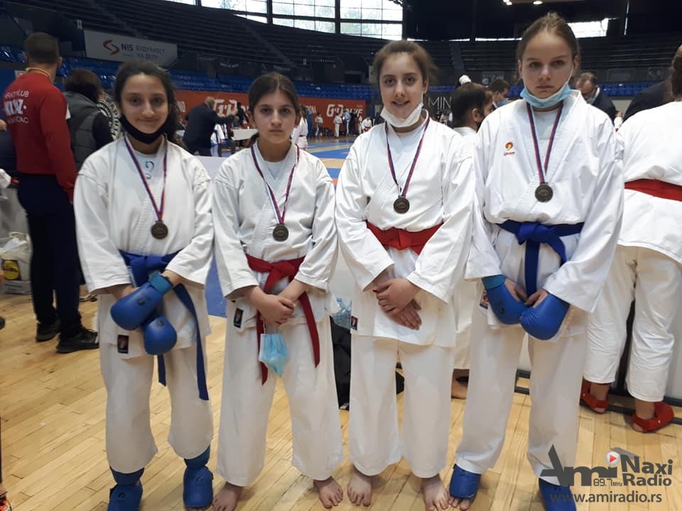Karate: Tri medalje za “Feniks” na Prvenstvu Srbije