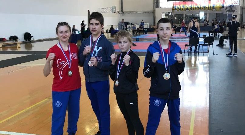 Savate: Četiri medalje za iđošku “Arenu” na Prvenstvu Srbije
