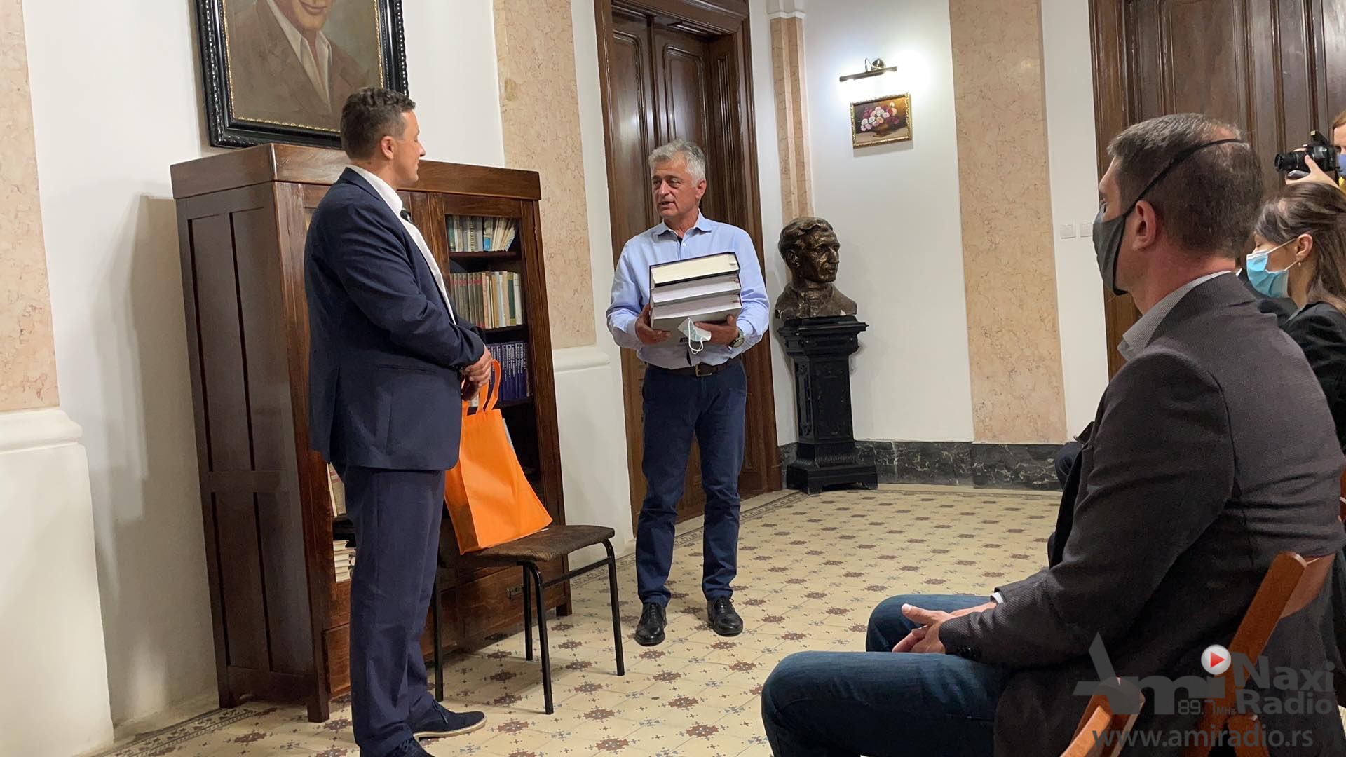 Nastavak lepe saradnje Kikinde i Republike Srpske: Biblioteci donirane knjige za slepe i slabovide