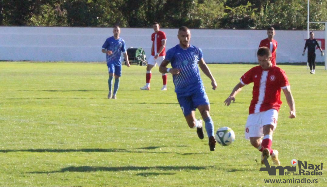Težak poraz OFK Kikinde na Gradskom stadionu: Bečejci četiri puta zatresli mrežu