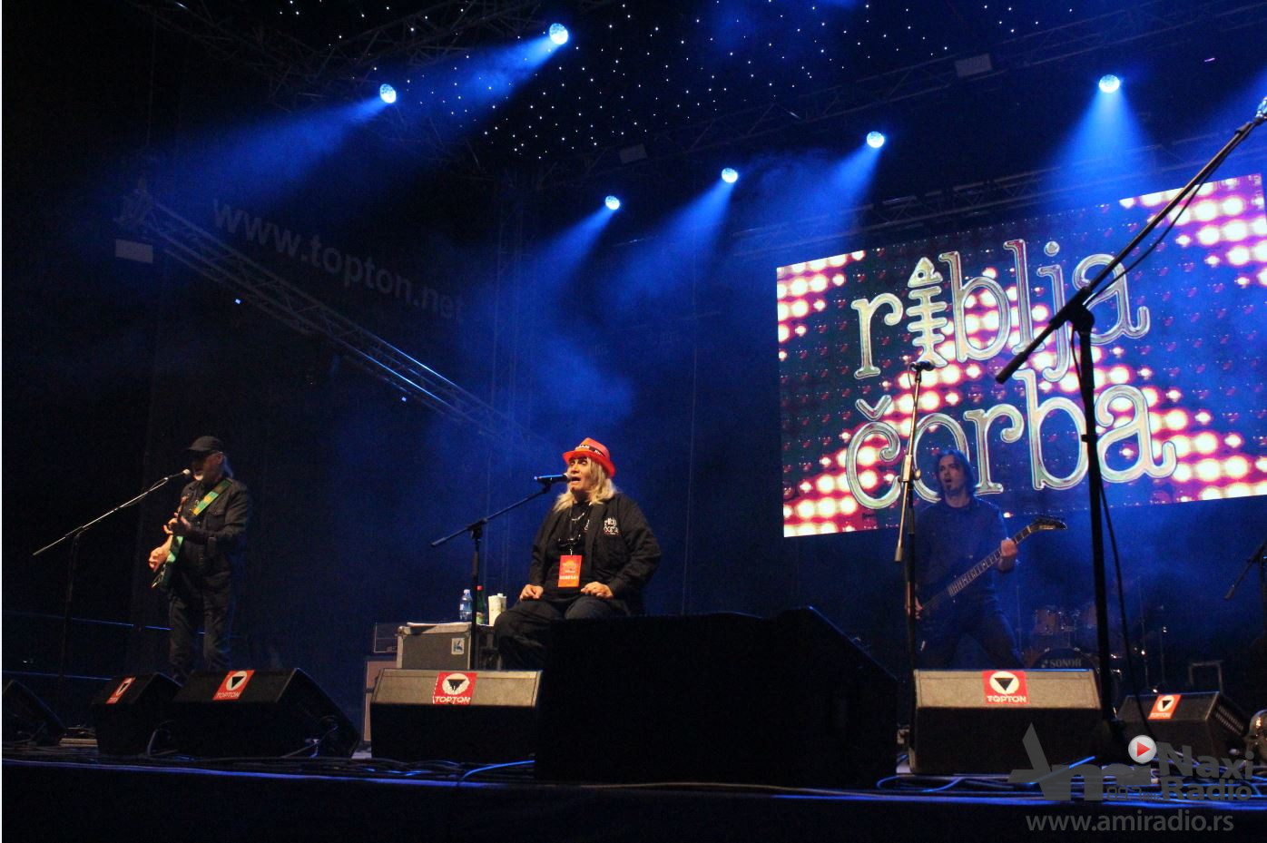Legende rock and roll muzike napravile spektakl na Danima ludaje: Održan koncert Divljih jagoda i Riblje čorbe