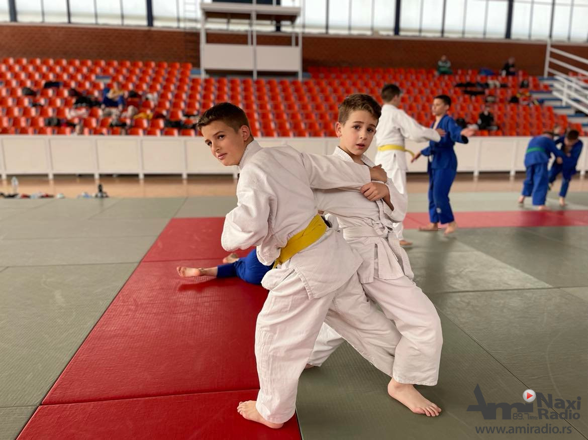 Četvorodnevni trening kamp u Kikindi okupio blizu 250 džudista