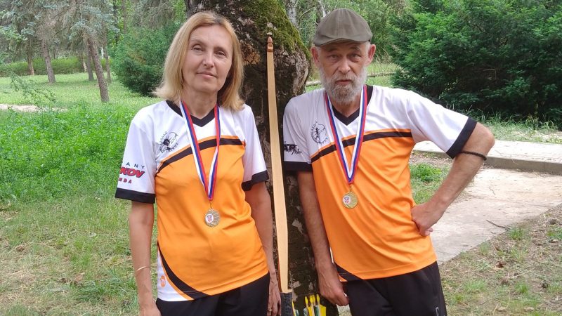 Streličarstvo: Bračni par Zamurović se okitio medaljama u Subotici