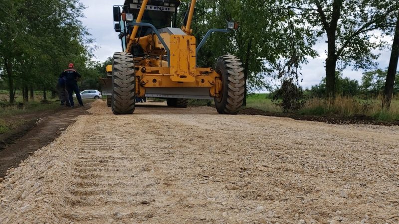 Uskoro završetak radova na uređenju atarskih puteva u Kikindi i Sajanu