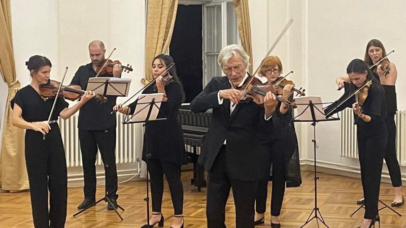 Maestro Jovan Kolundžija otvorio muzički program 37. “Dana ludaje”