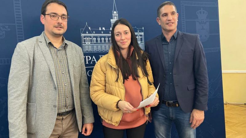 Potpisani ugovori sa Kikinđanima koji su dobili sredstva za nabavku bicikla