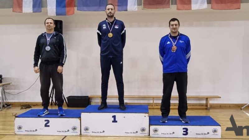 Streljaštvo: Duško Petrov briljirao u Splitu, medaljom se okitila i Nađa Marinković u Smederevu